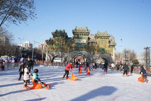 帅气，理发师晒阿森纳新援哲凯赖什新发型（理发师晒照：阿森纳新援哲凯赖什帅气新发型亮相）