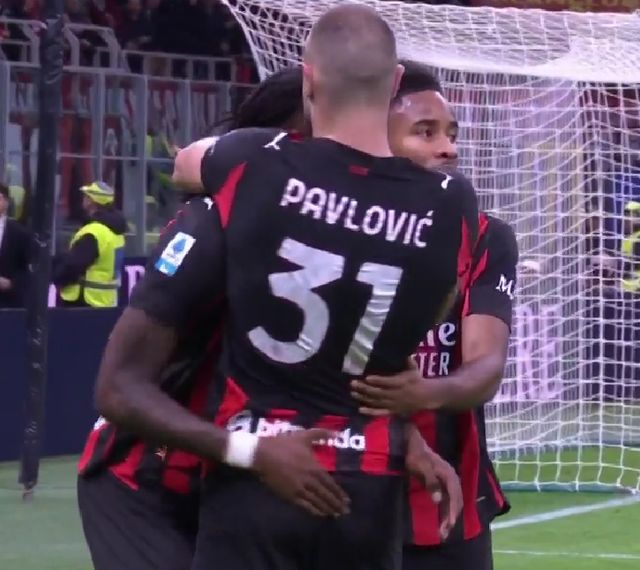 曼联非洲杯三人组去留成谜，阿莫林乐观态度背后的深意（曼联非洲杯三将去留未明 阿莫林乐观背后的考量）