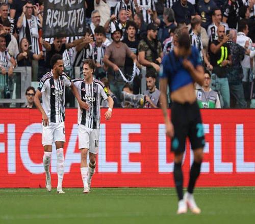 埃贝尔：穆西亚拉复出要等到1月；和格纳布里续约谈判很顺利（埃贝尔：穆西亚拉预计一月回归；与格纳布里续约谈判进展顺利）