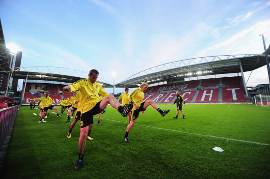 TA：FIFA在卖世界杯期间的停车证，价格是每场75至175美元（TA：FIFA将世界杯赛事停车证对外发售，单场售价75至175美元）