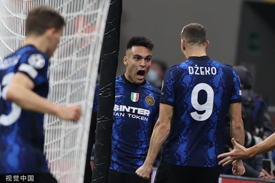 北京时间12月11日凌晨，皇马在欧冠联赛阶段第6轮主场1-2遭曼城逆转。（欧冠第6轮：曼城客场2-1逆转皇马（北京时间12月11日凌晨））