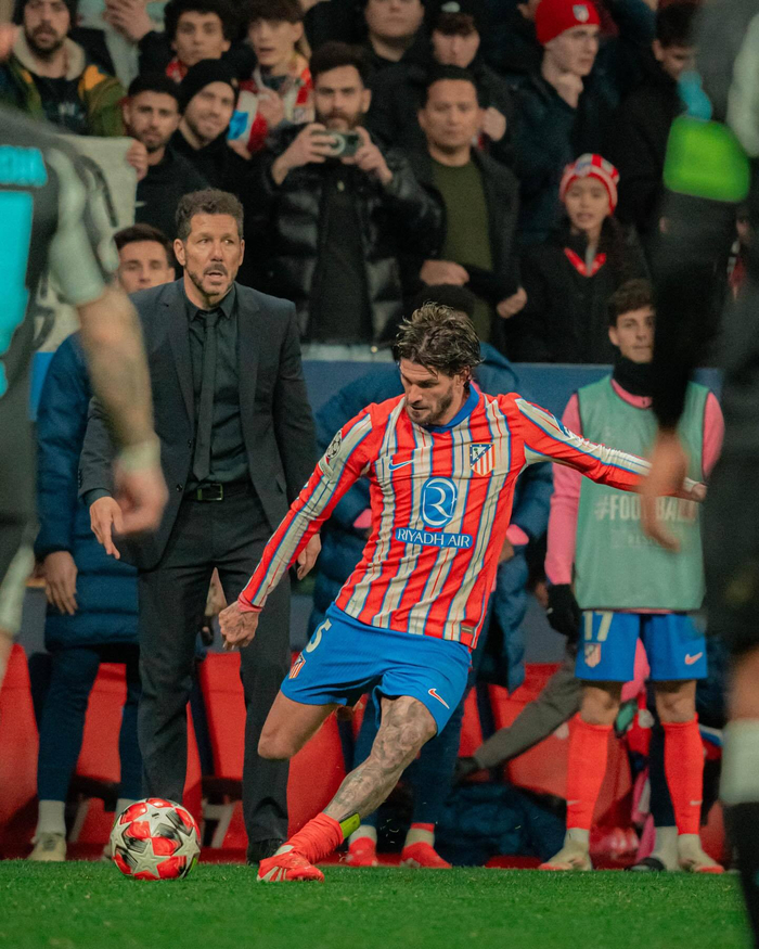 发言厅里厅气，加纳前国脚：中国足球不能说好，也不能说不好（发言场面拉满，加纳前国脚：中国足球谈不上好坏）