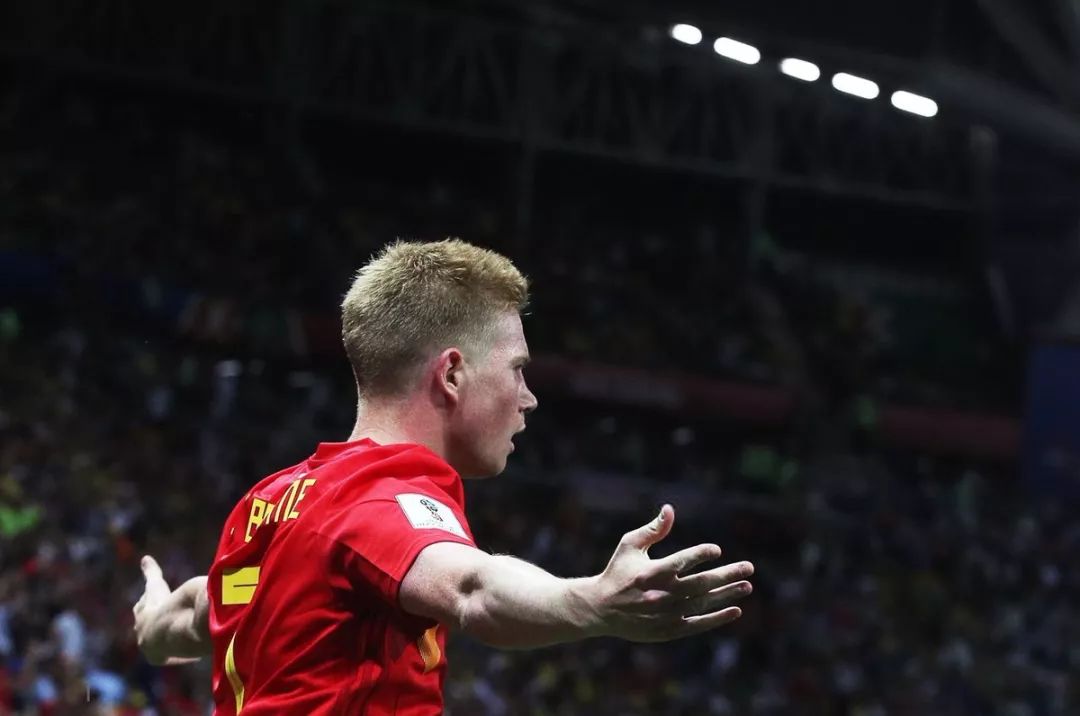 伤病潮席卷曼联！五大主力缺阵困扰阿莫林（曼联陷入伤病风暴，五大主力缺阵令阿莫林犯难）